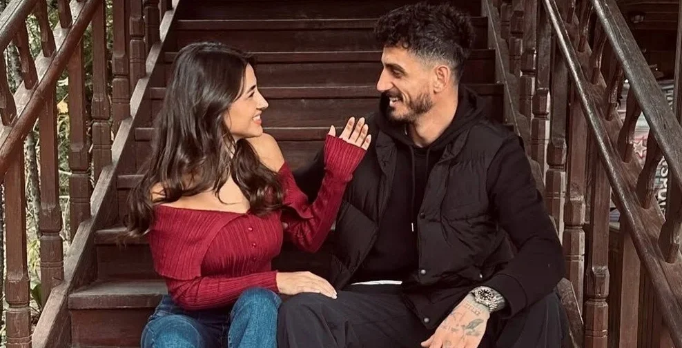 Samet Akaydın, sevgilisi Hazal Çağlar’a evlenme teklifi etti! Samet Akaydın, sevgilisi Hazal Çağlar’a evlenme teklifi etti!