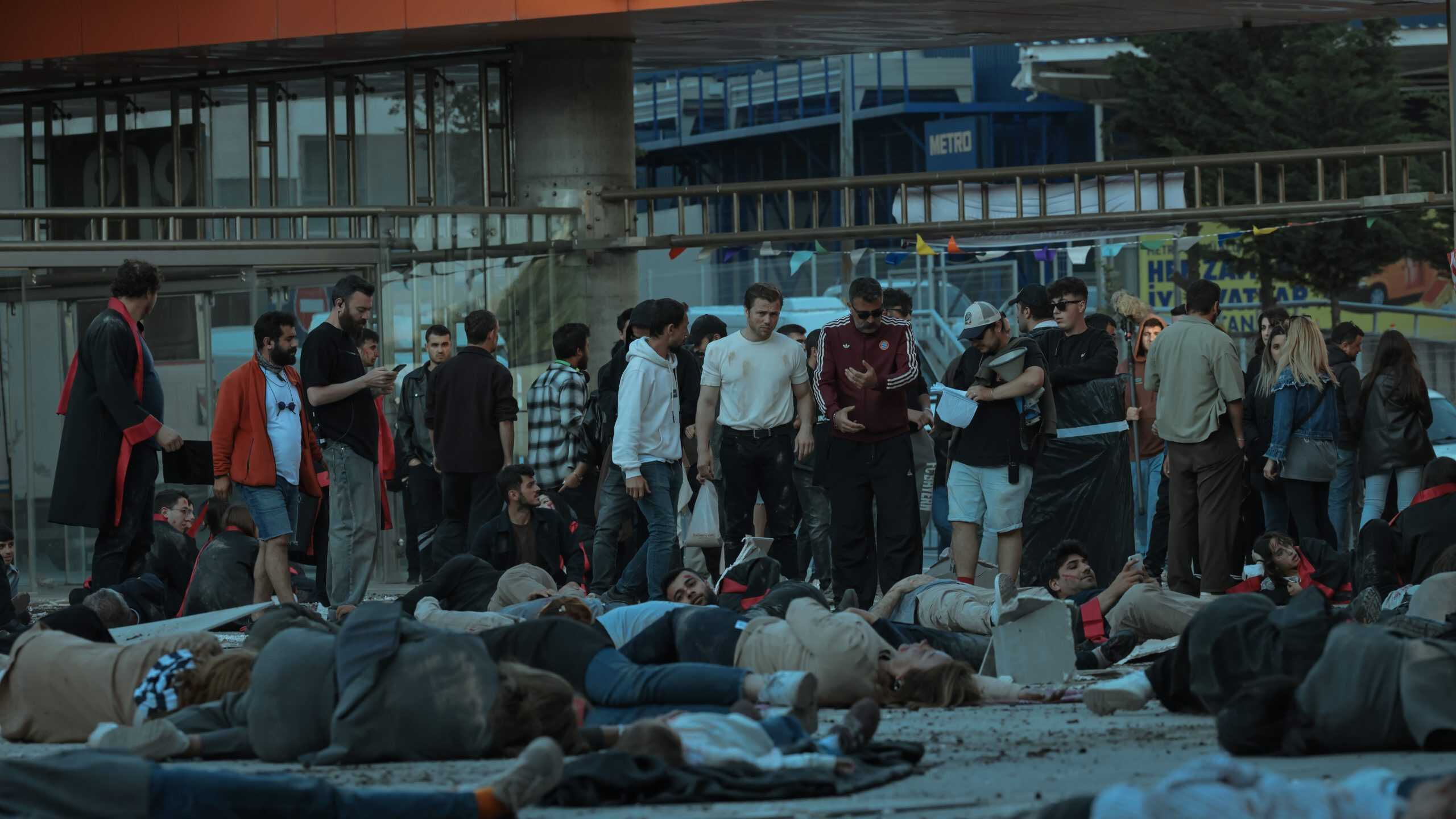 Teşkilat’ta nefes kesen patlama sahnesi zirvesi! 200 figüran, vinçli uçuşlar, dev simülasyon!