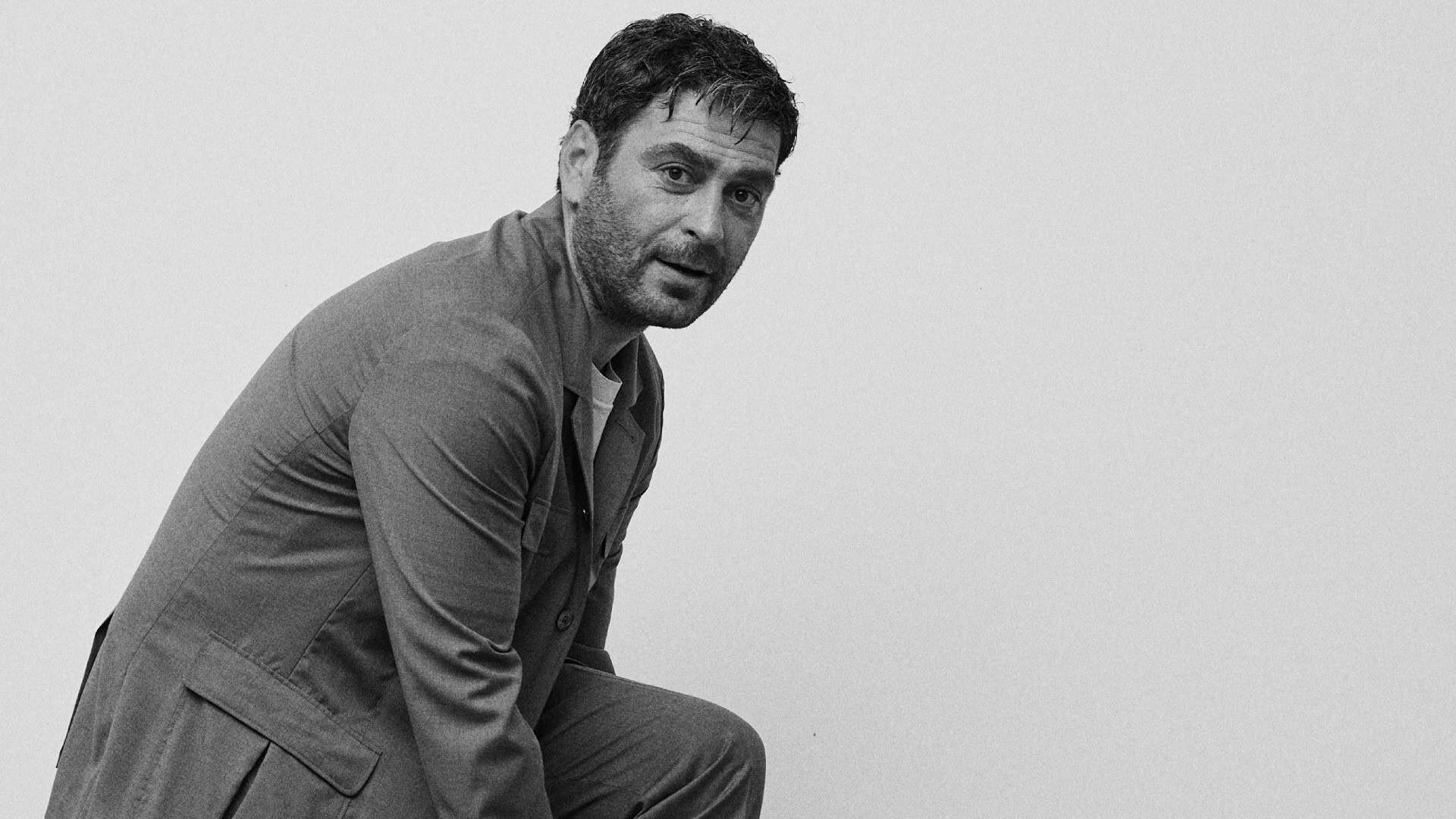 Uzak Şehir’in Cihan Albora’sı Ozan Akbaba: “Uzak Şehir’le birlikte klişeler şekil değiştirdi!”