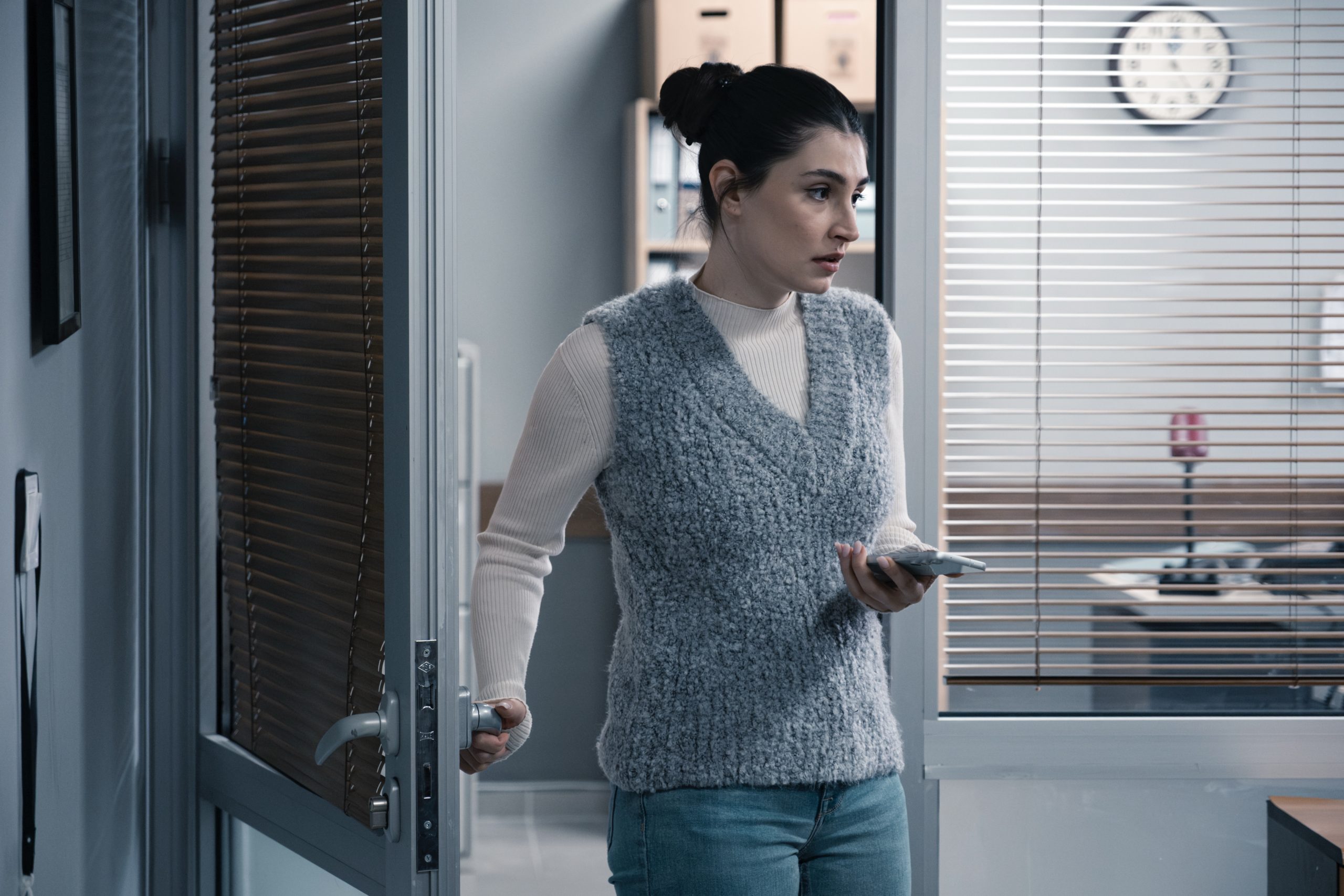 HBO Max’te Çekiç ve Gül: Bir Behzat Ç. Hikayesi 3. Sezon Başladı