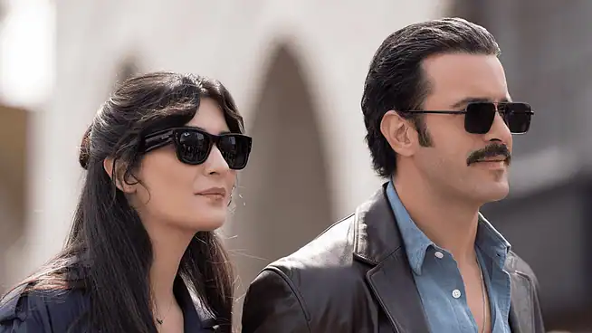 Prime Video’nun Barış Arduç ve Tuba Büyüküstün’lü yeni yerli filmi “Dehşet Bey” 21 Ekim’de izleyiciyle buluşuyor!