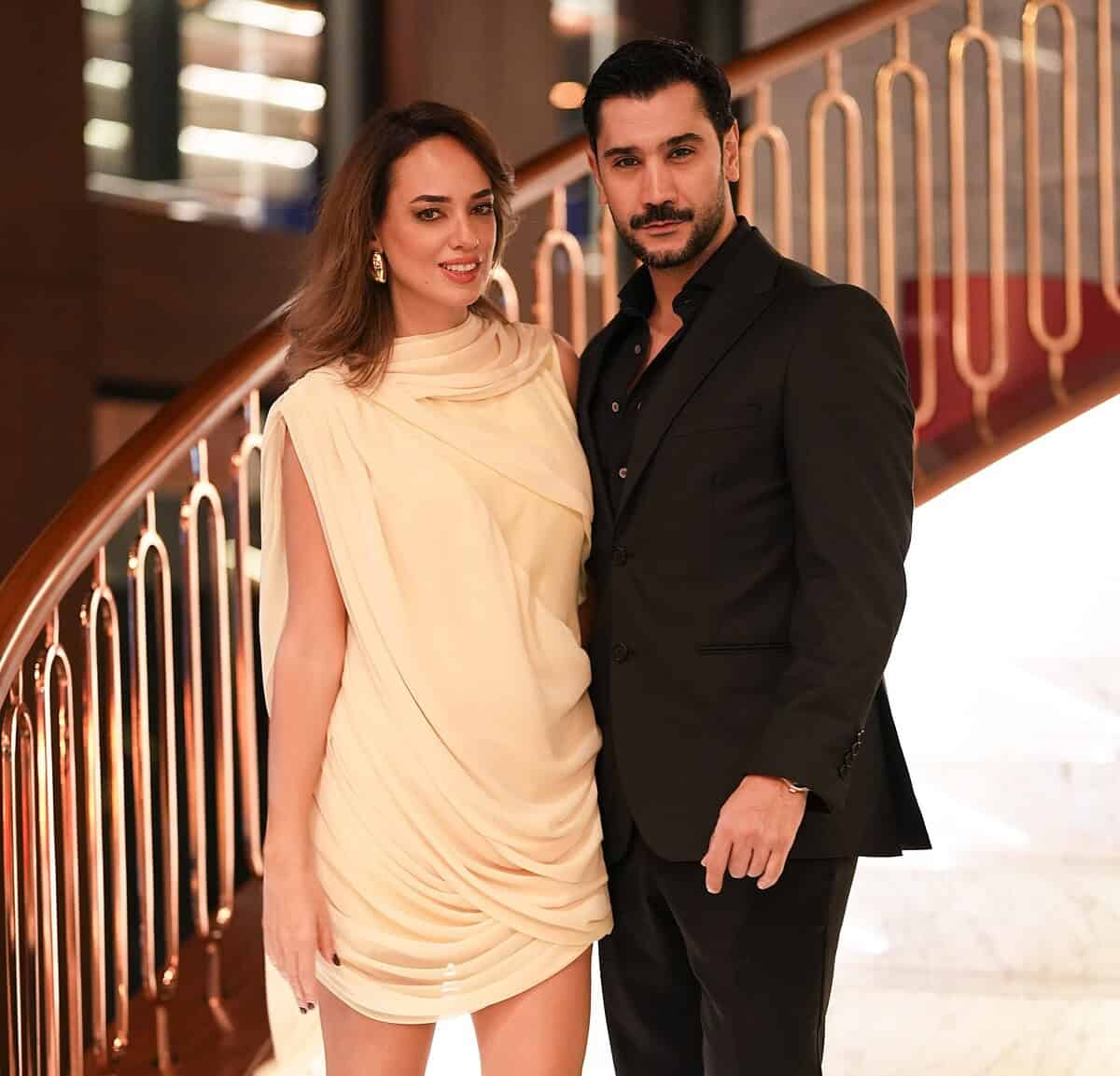 Rüya Gibi'ye saatlere kala Seda Bakan ve Uğur Güneş’in setten yeni ...