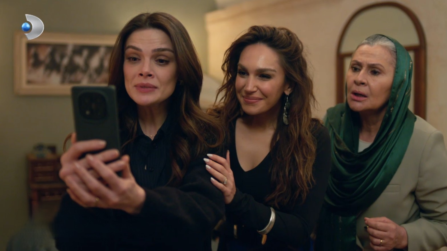 Uzak Şehir'de Bu Akşam Duygu Fırtınası! - ünlüler news from Diziler