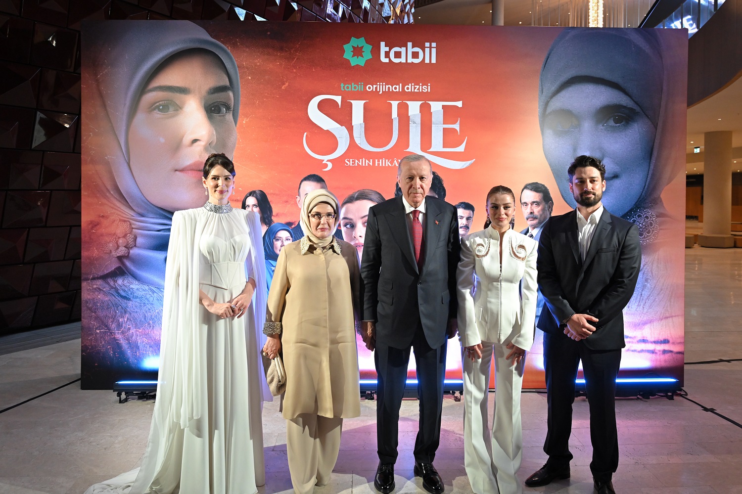 tabiinin Yeni Orijinal Dizisi Sule Senin Hikayen Gorkemli Bir Galayla Izleyiciyle Bulustu 4